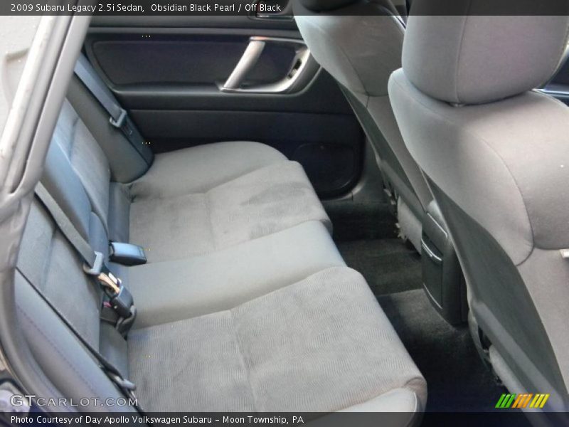 Obsidian Black Pearl / Off Black 2009 Subaru Legacy 2.5i Sedan