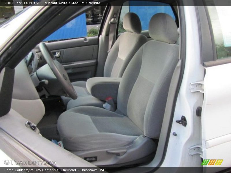 Vibrant White / Medium Graphite 2003 Ford Taurus SES