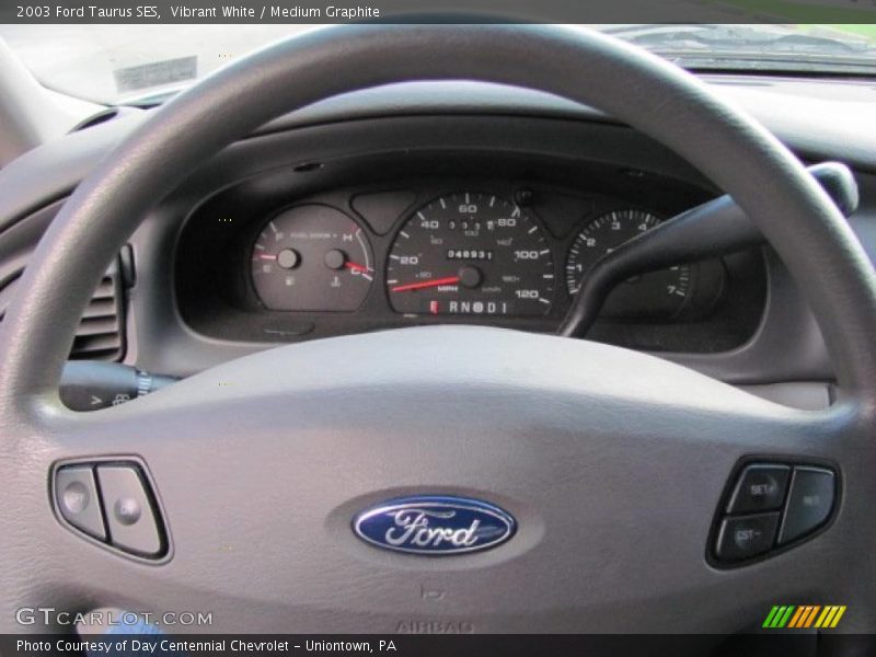 Vibrant White / Medium Graphite 2003 Ford Taurus SES