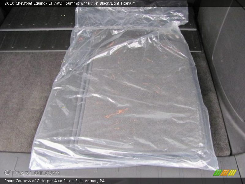 Summit White / Jet Black/Light Titanium 2010 Chevrolet Equinox LT AWD
