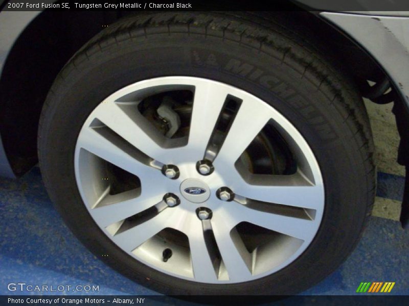 Tungsten Grey Metallic / Charcoal Black 2007 Ford Fusion SE