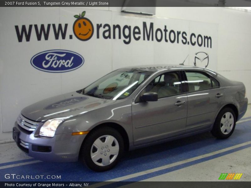 Tungsten Grey Metallic / Light Stone 2007 Ford Fusion S