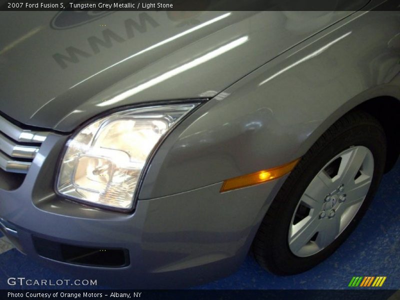 Tungsten Grey Metallic / Light Stone 2007 Ford Fusion S