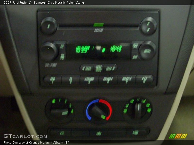 Tungsten Grey Metallic / Light Stone 2007 Ford Fusion S