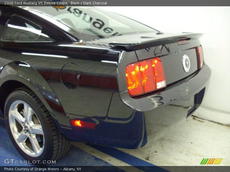 Black / Dark Charcoal 2008 Ford Mustang V6 Deluxe Coupe