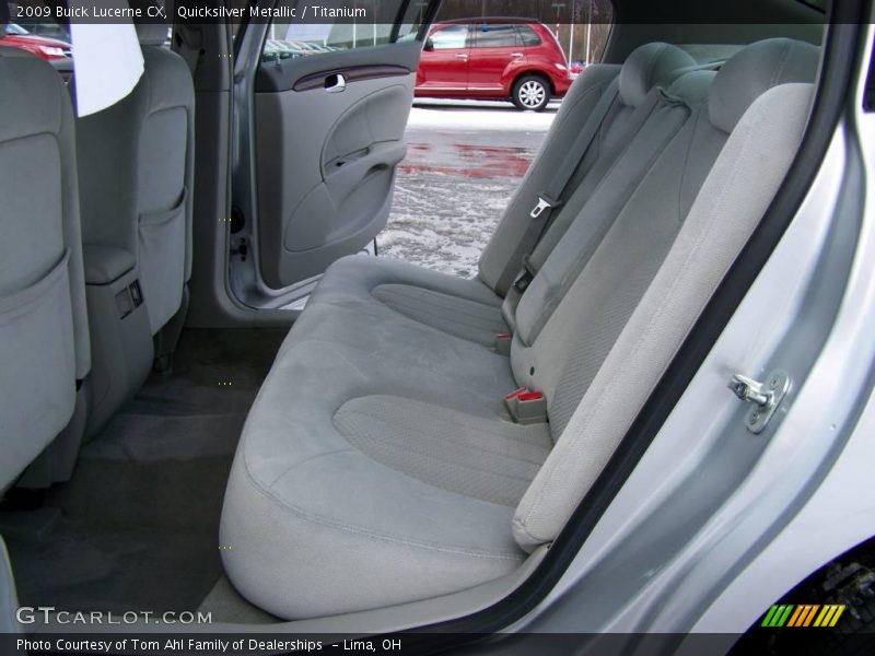 Quicksilver Metallic / Titanium 2009 Buick Lucerne CX