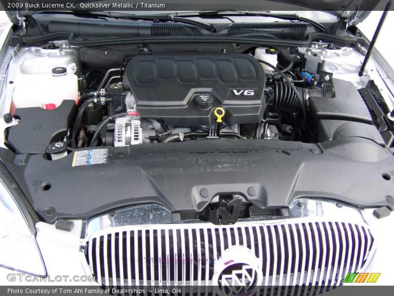 Quicksilver Metallic / Titanium 2009 Buick Lucerne CX