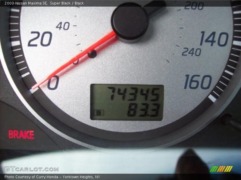 Super Black / Black 2003 Nissan Maxima SE