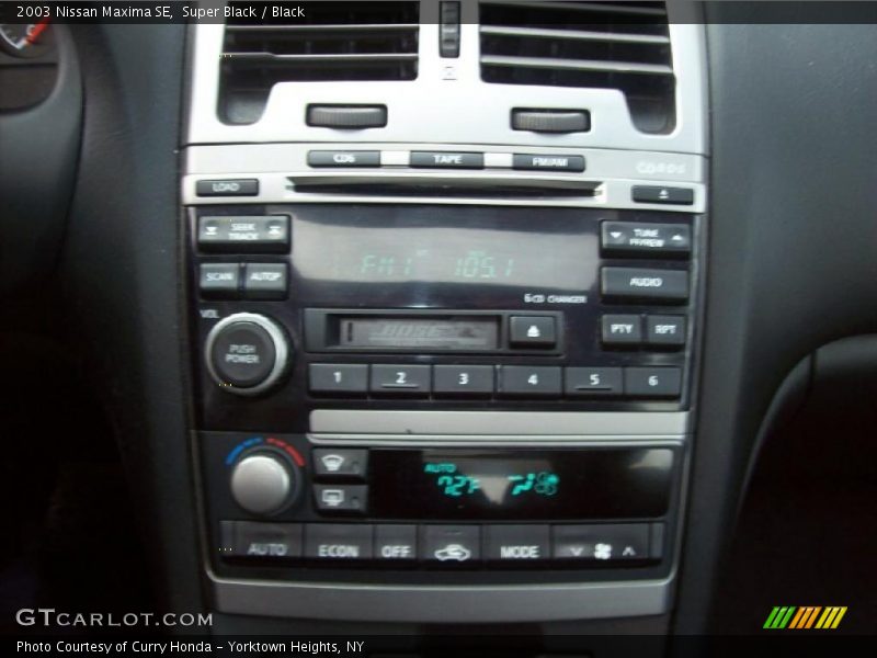 Super Black / Black 2003 Nissan Maxima SE