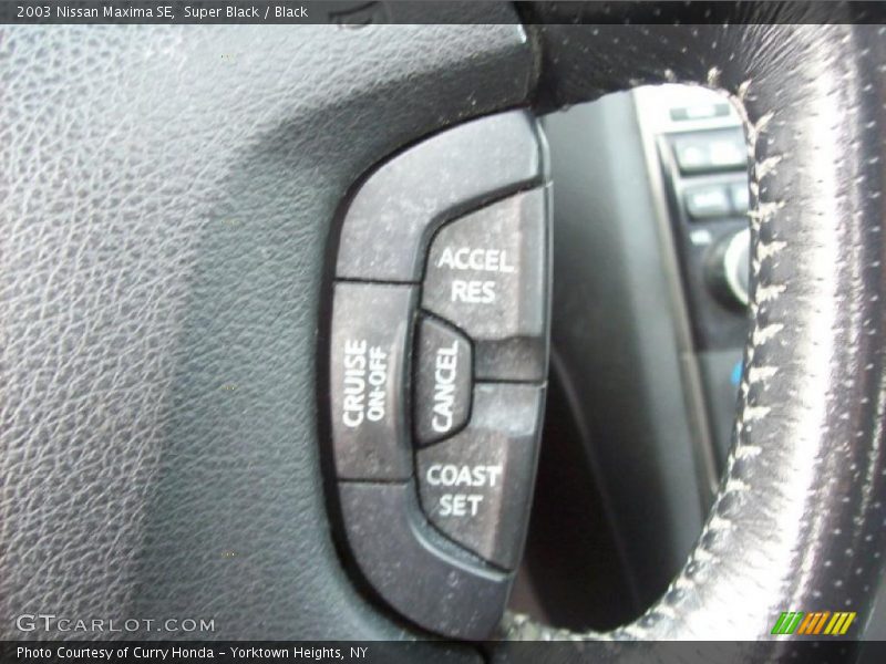 Super Black / Black 2003 Nissan Maxima SE