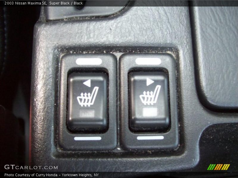 Super Black / Black 2003 Nissan Maxima SE