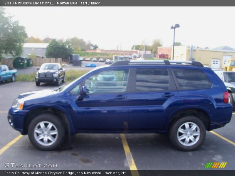 Maizen Blue Pearl / Black 2010 Mitsubishi Endeavor LS