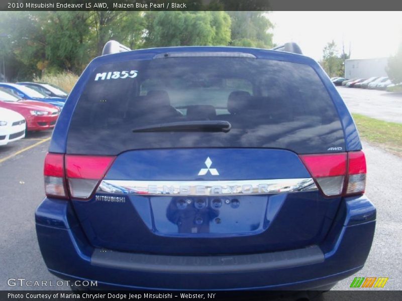 Maizen Blue Pearl / Black 2010 Mitsubishi Endeavor LS AWD
