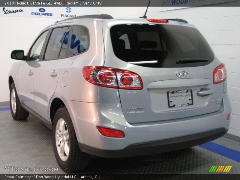 Radiant Silver / Gray 2010 Hyundai Santa Fe GLS 4WD