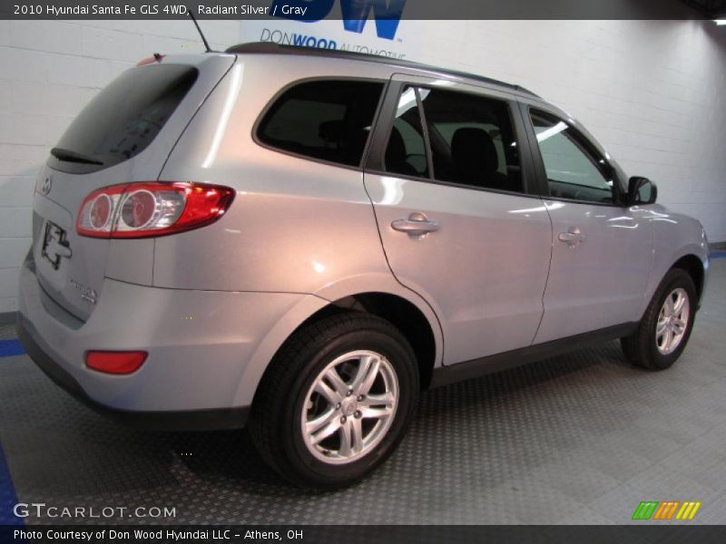 Radiant Silver / Gray 2010 Hyundai Santa Fe GLS 4WD