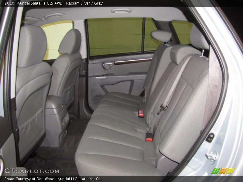 Radiant Silver / Gray 2010 Hyundai Santa Fe GLS 4WD