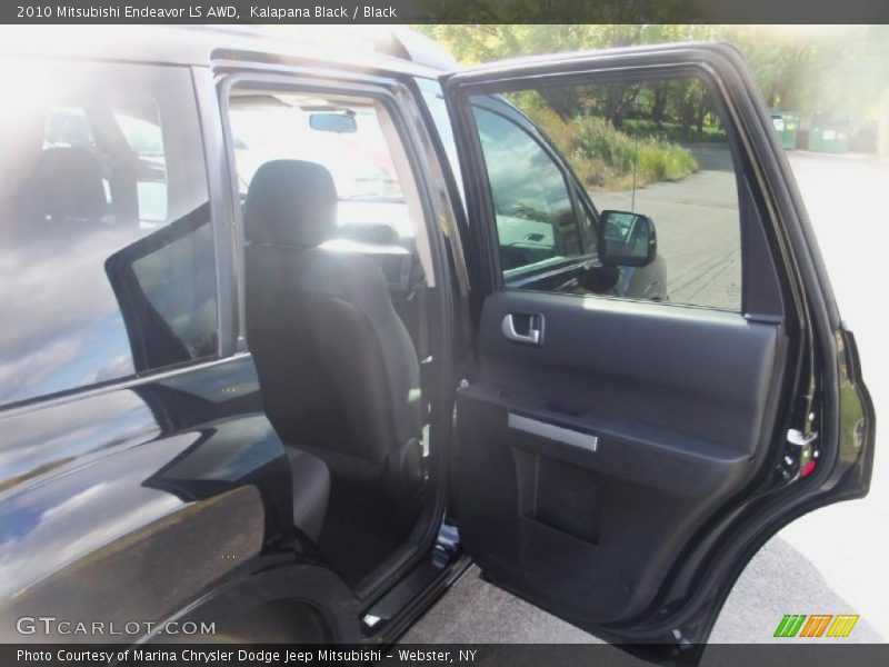 Kalapana Black / Black 2010 Mitsubishi Endeavor LS AWD