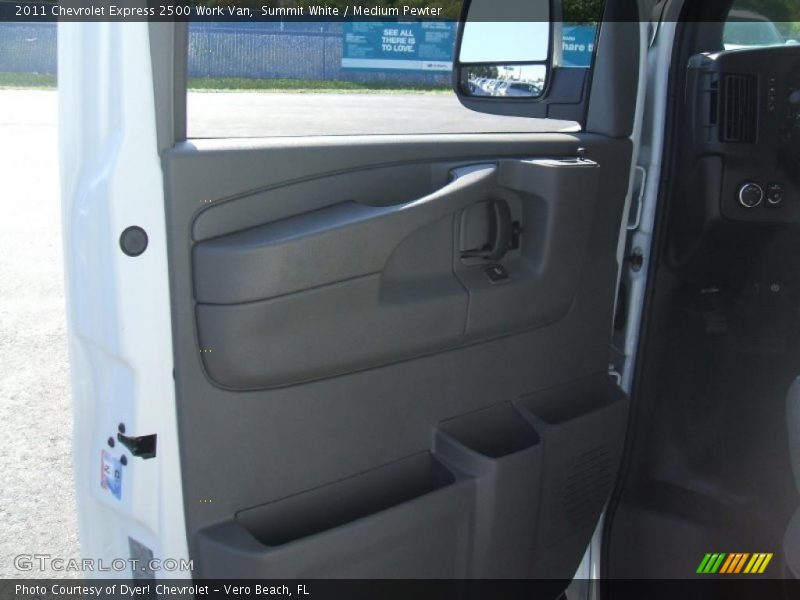 Summit White / Medium Pewter 2011 Chevrolet Express 2500 Work Van