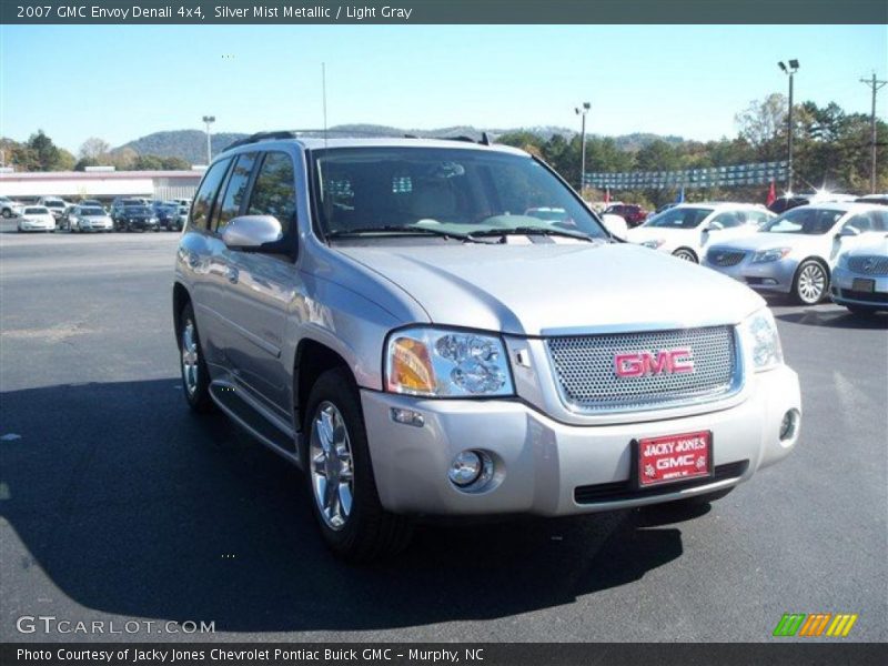 Silver Mist Metallic / Light Gray 2007 GMC Envoy Denali 4x4