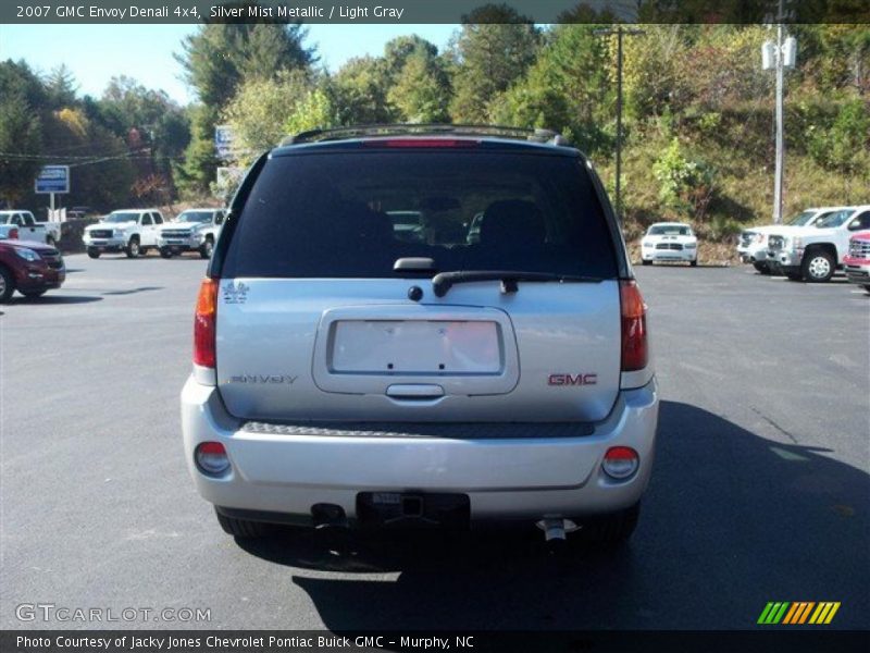 Silver Mist Metallic / Light Gray 2007 GMC Envoy Denali 4x4