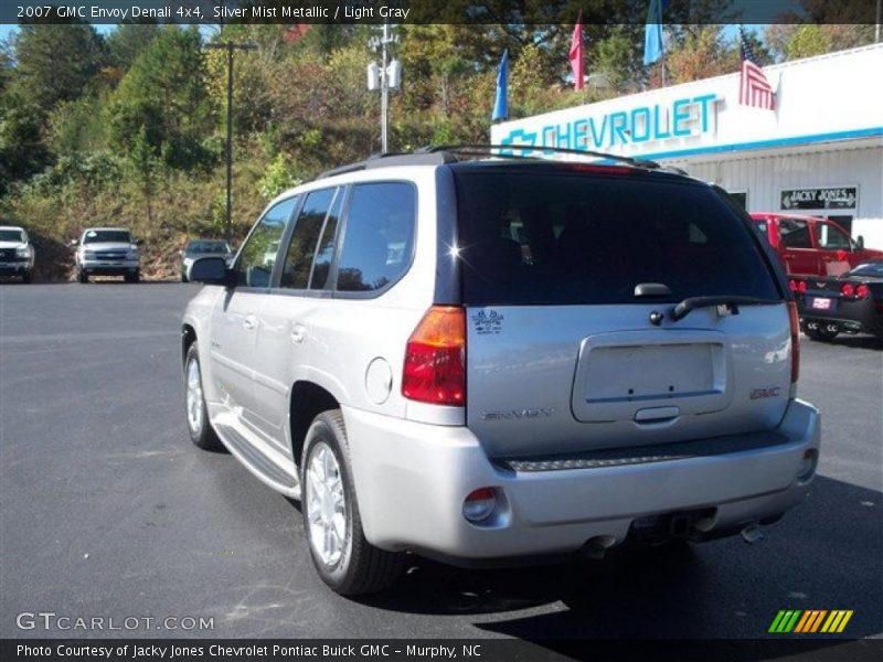 Silver Mist Metallic / Light Gray 2007 GMC Envoy Denali 4x4