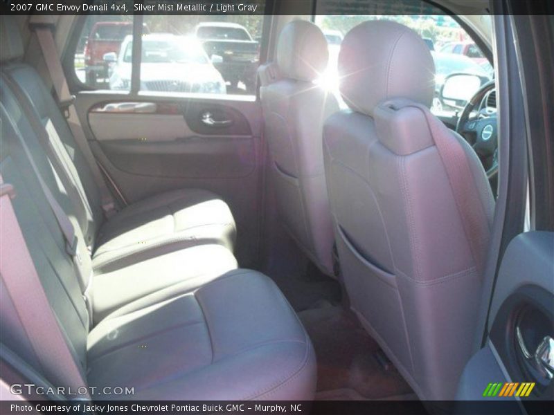 Silver Mist Metallic / Light Gray 2007 GMC Envoy Denali 4x4