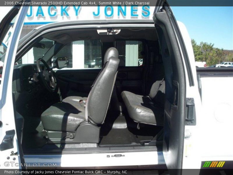 Summit White / Dark Charcoal 2006 Chevrolet Silverado 2500HD Extended Cab 4x4