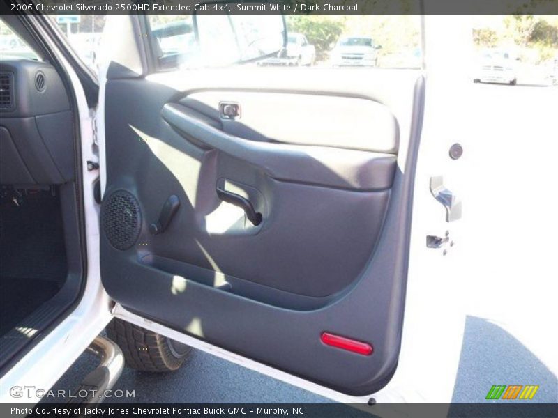 Summit White / Dark Charcoal 2006 Chevrolet Silverado 2500HD Extended Cab 4x4