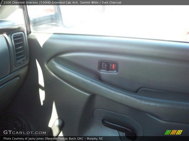 Summit White / Dark Charcoal 2006 Chevrolet Silverado 2500HD Extended Cab 4x4