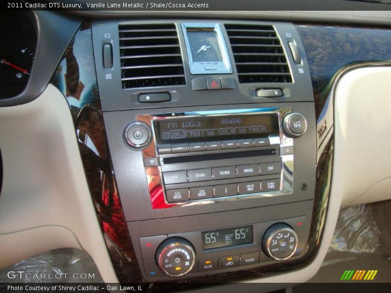 Vanille Latte Metallic / Shale/Cocoa Accents 2011 Cadillac DTS Luxury