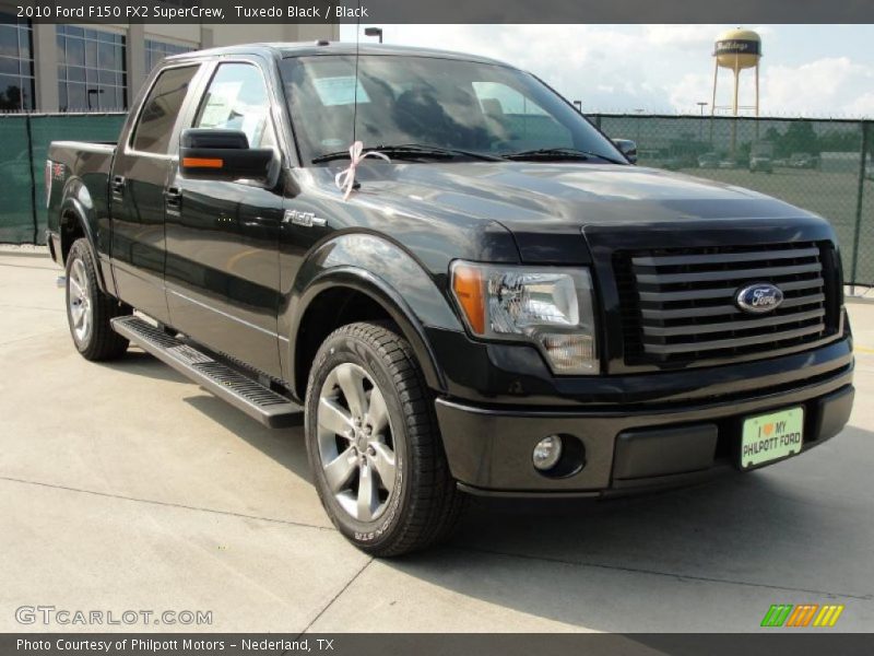 Tuxedo Black / Black 2010 Ford F150 FX2 SuperCrew