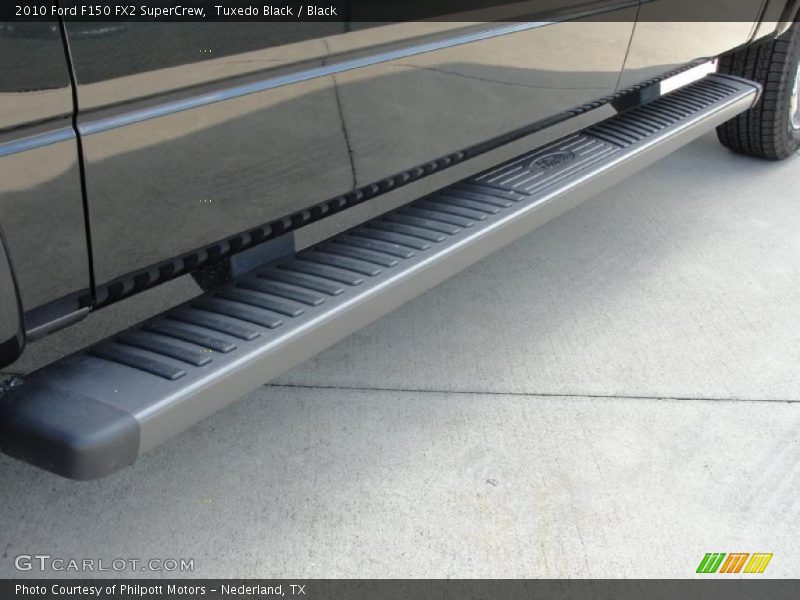 Tuxedo Black / Black 2010 Ford F150 FX2 SuperCrew