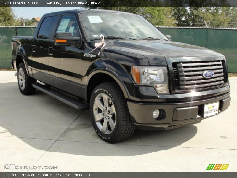 Tuxedo Black / Black 2010 Ford F150 FX2 SuperCrew