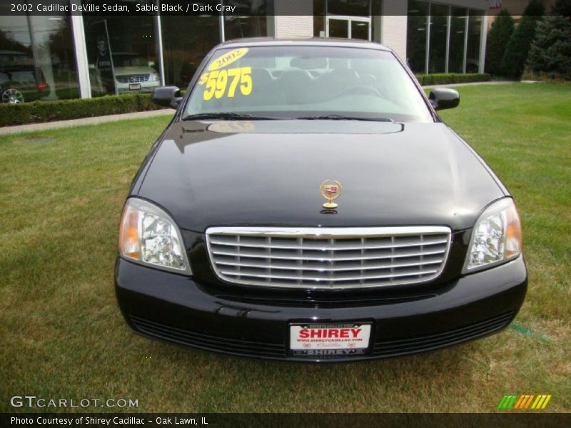 Sable Black / Dark Gray 2002 Cadillac DeVille Sedan