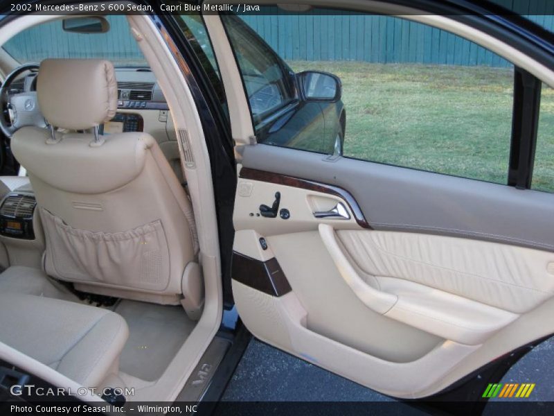 Capri Blue Metallic / Java 2002 Mercedes-Benz S 600 Sedan