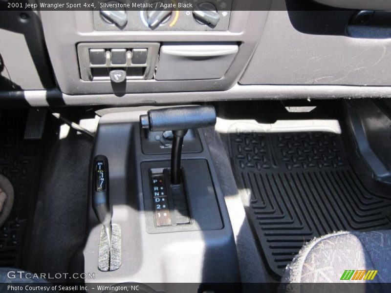 Silverstone Metallic / Agate Black 2001 Jeep Wrangler Sport 4x4