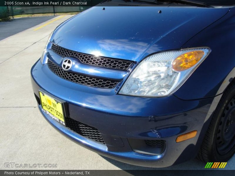 Indigo Ink Pearl / Dark Charcoal 2006 Scion xA