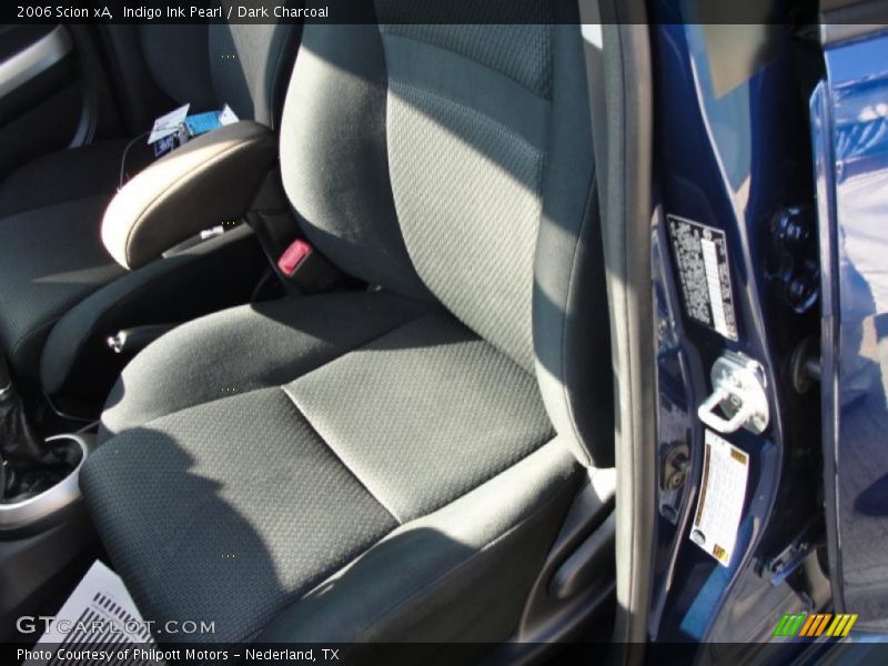 Indigo Ink Pearl / Dark Charcoal 2006 Scion xA