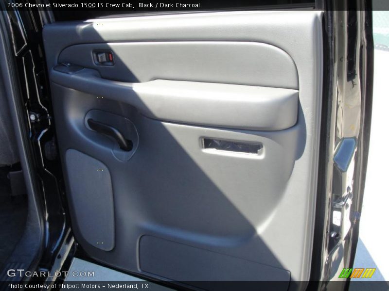 Black / Dark Charcoal 2006 Chevrolet Silverado 1500 LS Crew Cab