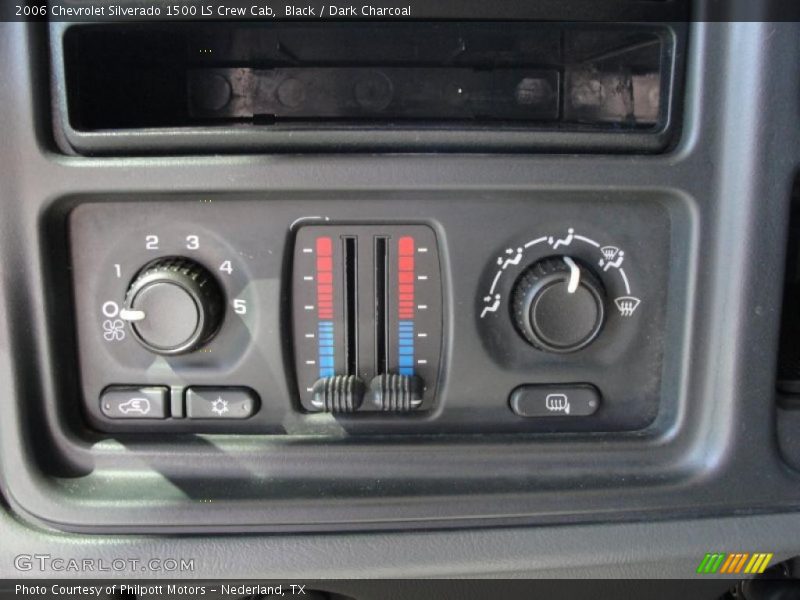 Black / Dark Charcoal 2006 Chevrolet Silverado 1500 LS Crew Cab