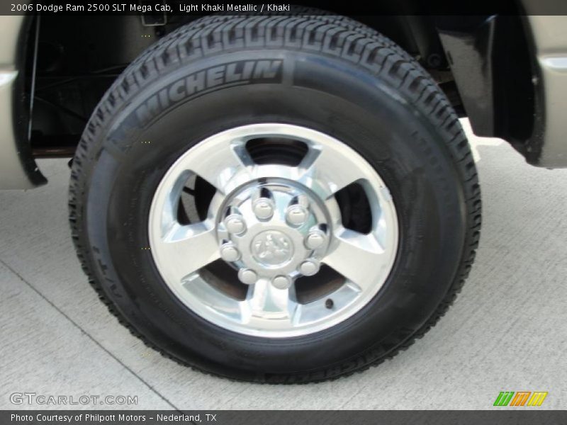 2006 Ram 2500 SLT Mega Cab Wheel
