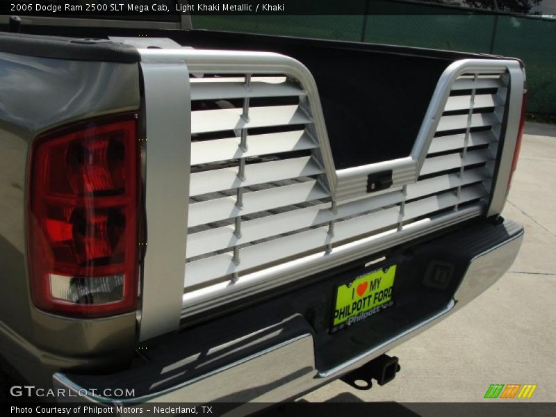 Light Khaki Metallic / Khaki 2006 Dodge Ram 2500 SLT Mega Cab