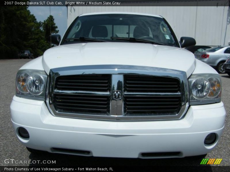 Bright White / Medium Slate Gray 2007 Dodge Dakota SLT Club Cab