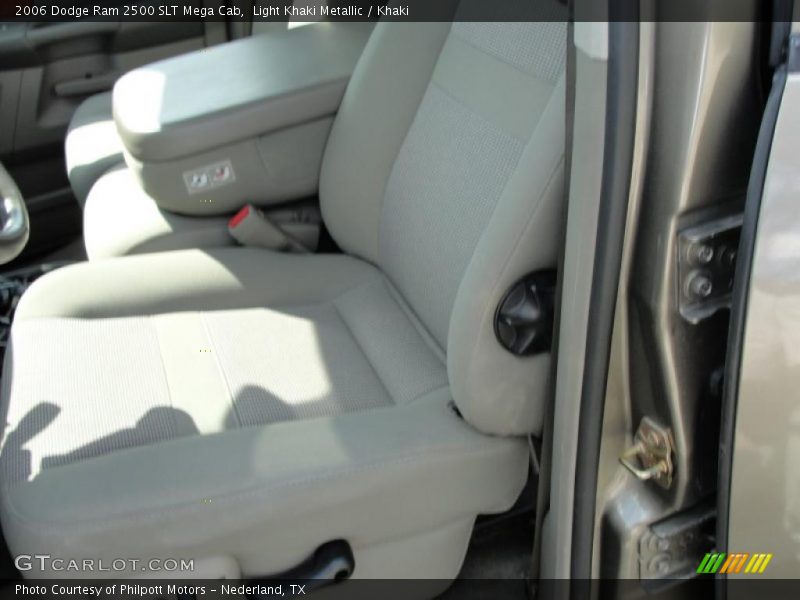Light Khaki Metallic / Khaki 2006 Dodge Ram 2500 SLT Mega Cab