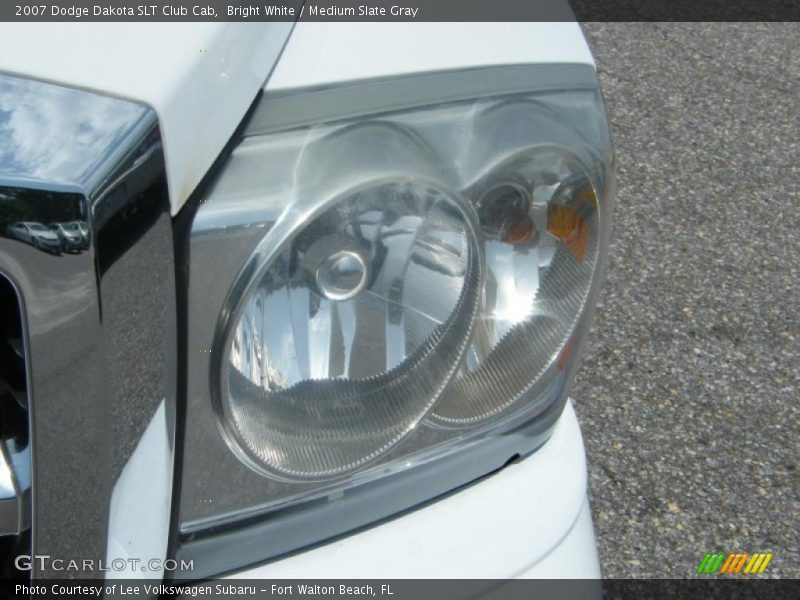 Bright White / Medium Slate Gray 2007 Dodge Dakota SLT Club Cab