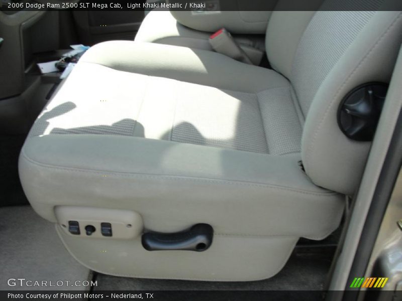 Light Khaki Metallic / Khaki 2006 Dodge Ram 2500 SLT Mega Cab