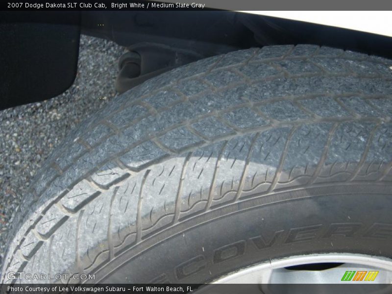 Bright White / Medium Slate Gray 2007 Dodge Dakota SLT Club Cab