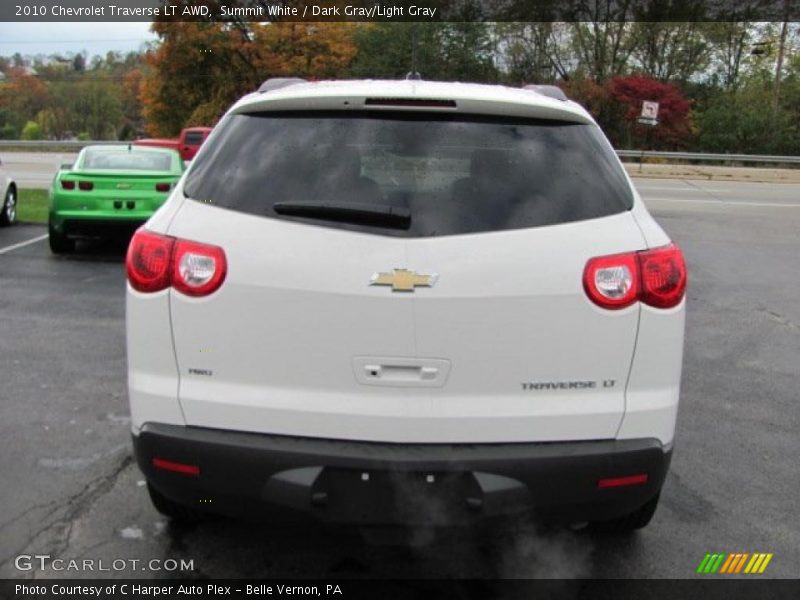 Summit White / Dark Gray/Light Gray 2010 Chevrolet Traverse LT AWD