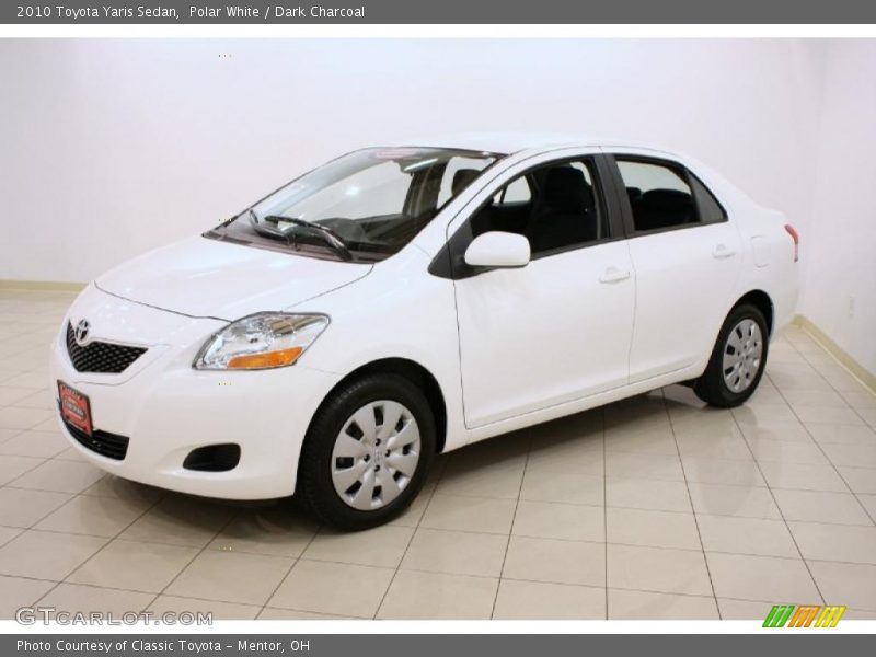 Polar White / Dark Charcoal 2010 Toyota Yaris Sedan