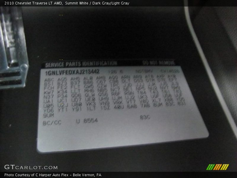 Summit White / Dark Gray/Light Gray 2010 Chevrolet Traverse LT AWD